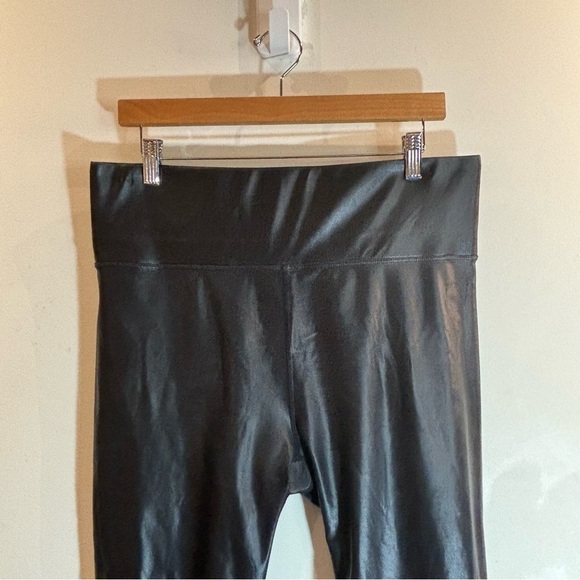 KNIX Sz XL High Rise Contour Waist Faux Leather Smoothing Ankle Length Leggings - Picture 4 of 8